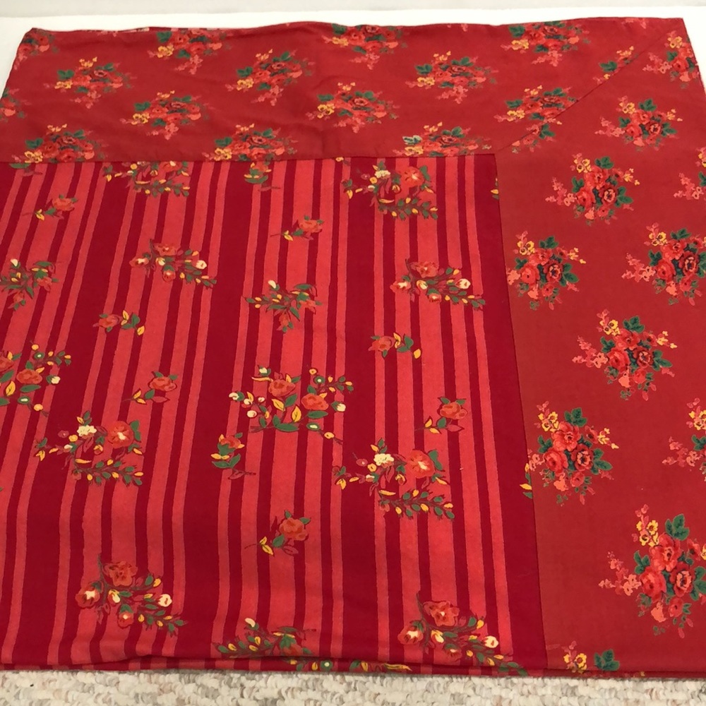 APRIL CORNELL TABLE LINEN, SQUARE (49.5 X 49.5 INCHES) TABLECLOTH, 100% COTTON